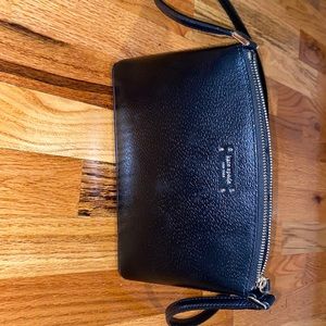 Beautiful black leather Kate Spade crossover bag